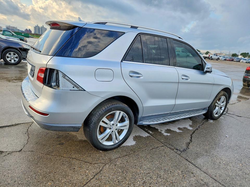 Продажа на аукционе авто 2013 Mercedes-benz Ml, vin: 4JGDA5JBXDA247582, номер лота: 68853446