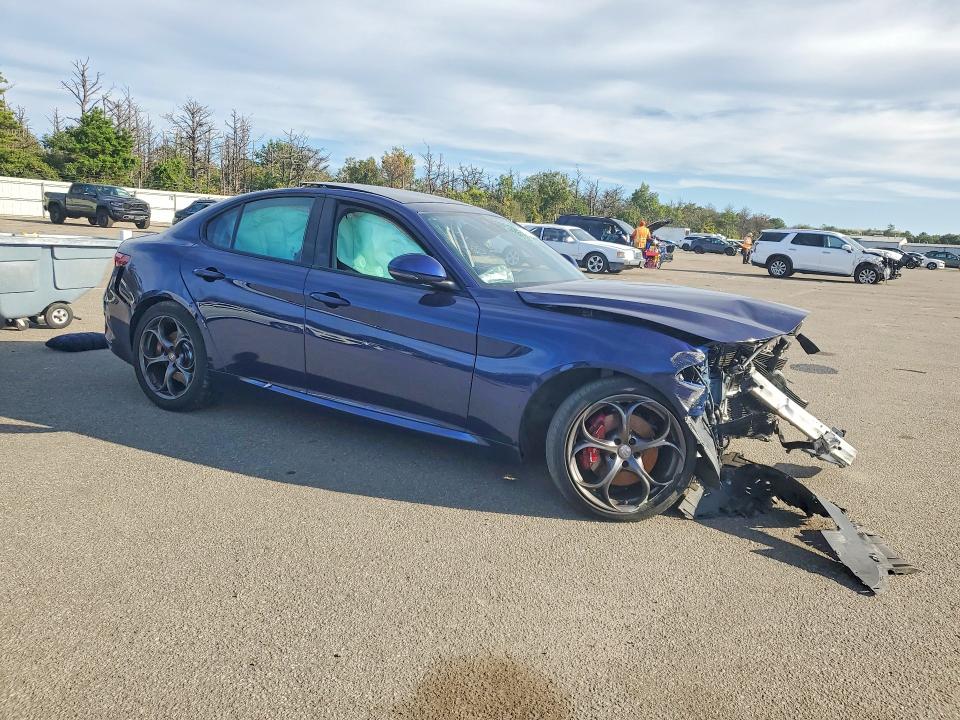 2017 Alfa Romeo Giulia მანქანა იყიდება აუქციონზე, vin: ZARFAEEN5H7548156, აუქციონის ნომერი: 70794696