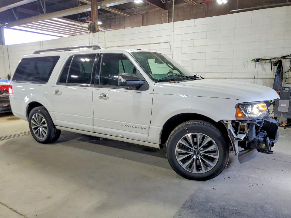 Продаж на аукціоні авто 2017 Lincoln Navigator, vin: 5LMJJ3JT2HEL11657, номер лоту: 67646356