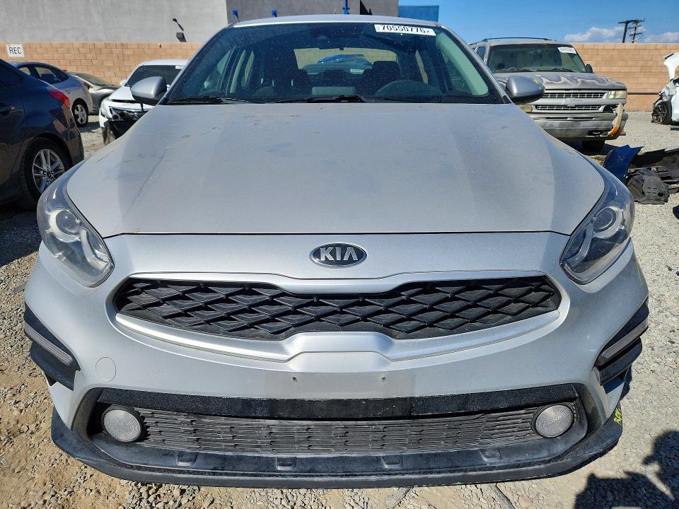 70550776 :رقم المزاد ، 3KPF24AD2ME330300 vin ، 2021 Kia Forte مزاد بيع
