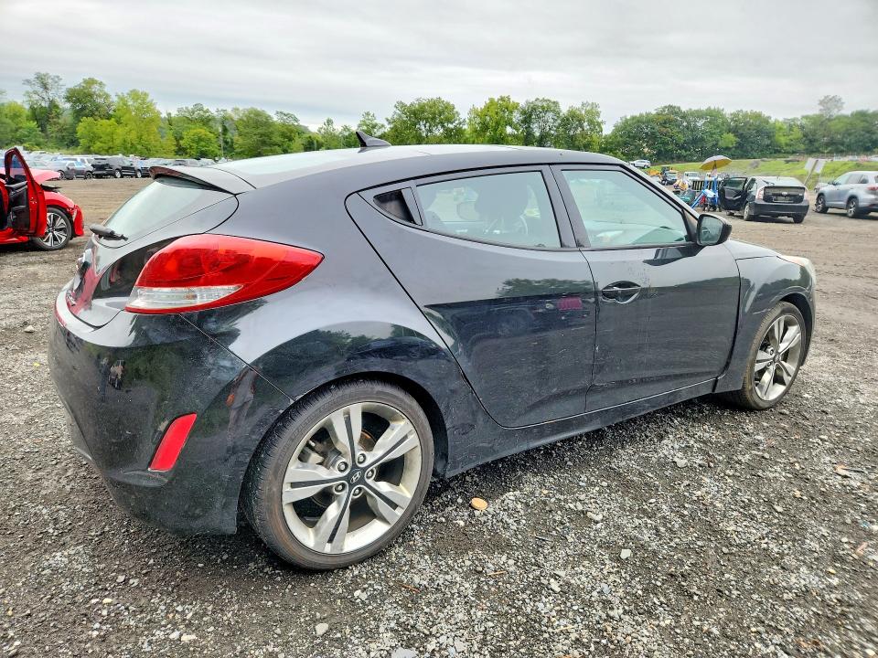 Продаж на аукціоні авто 2017 Hyundai Veloster, vin: KMHTC6AD8HU324354, номер лоту: 67421976