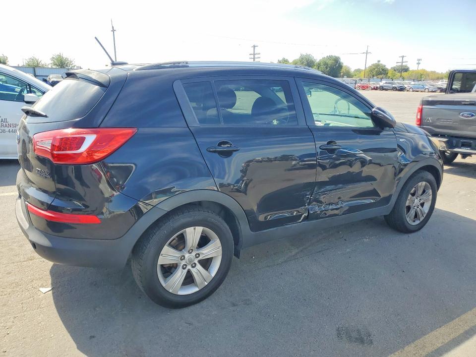 2011 Kia Sportage მანქანა იყიდება აუქციონზე, vin: KNDPBCA29B7102014, აუქციონის ნომერი: 68592916