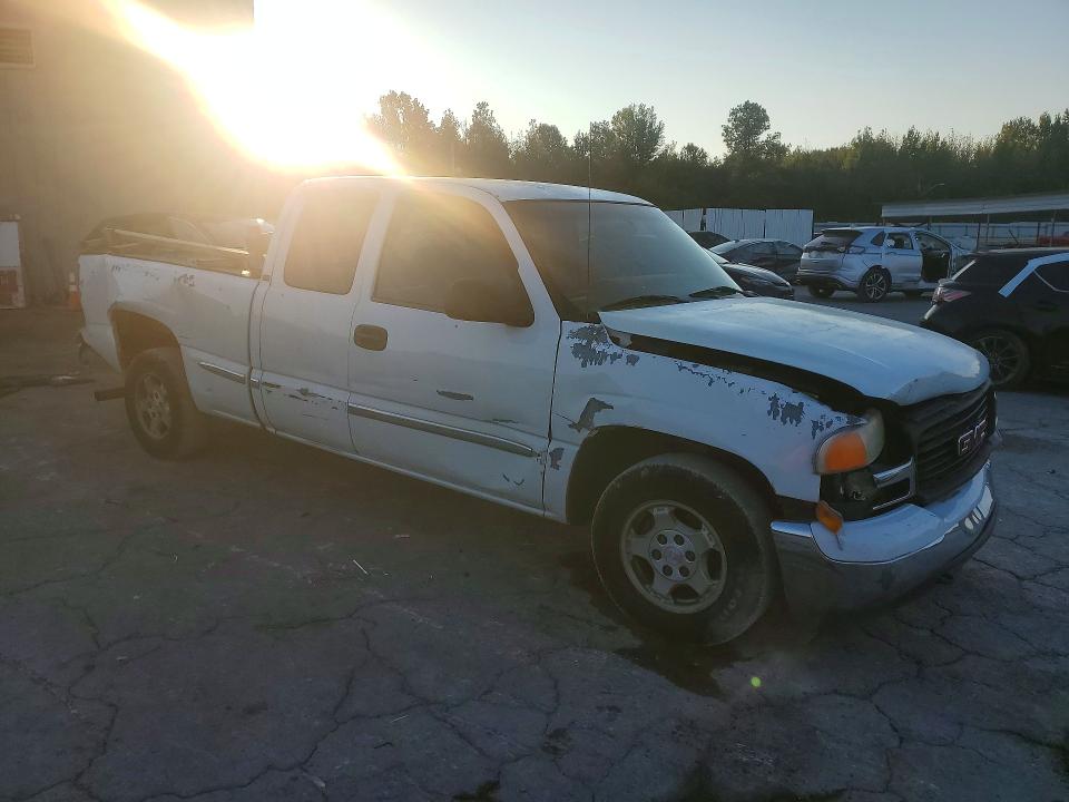Продажа на аукционе авто 2002 Gmc New Sierra, vin: 2GTEC19V121205139, номер лота: 68992106