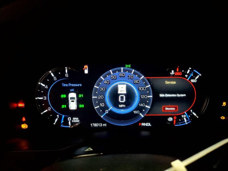 2020 Cadillac Escalade მანქანა იყიდება აუქციონზე, vin: 1GYS4HKJXLR254617, აუქციონის ნომერი: 69319236