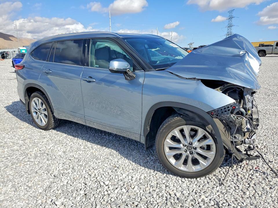 Продажа на аукционе авто 2020 Toyota Highlander, vin: 5TDDZRBH2LS029953, номер лота: 68894536