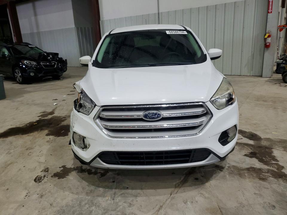 Продажа на аукционе авто 2019 Ford Escape, vin: 1FMCU9GD0KUA69826, номер лота: 68586706