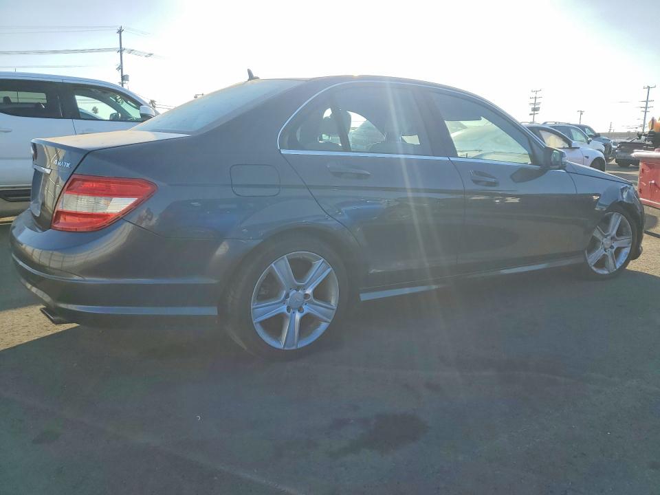 Продаж на аукціоні авто 2011 Mercedes-benz C, vin: WDDGF8BB7BR148435        , номер лоту: 69056196