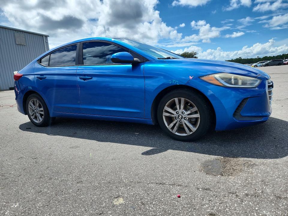 2017 Hyundai Elantra მანქანა იყიდება აუქციონზე, vin: 5NPD84LF9HH038102, აუქციონის ნომერი: 67718316