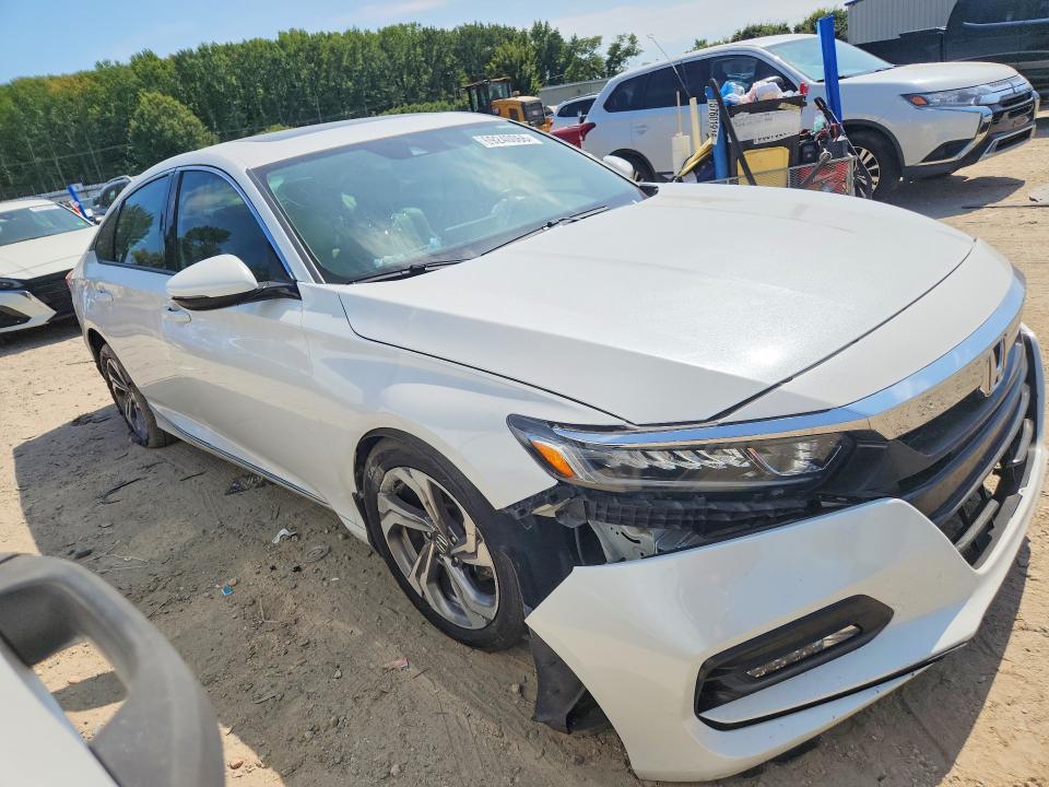 Продаж на аукціоні авто 2019 Honda Accord, vin: 1HGCV1F56KA112386, номер лоту: 69240066