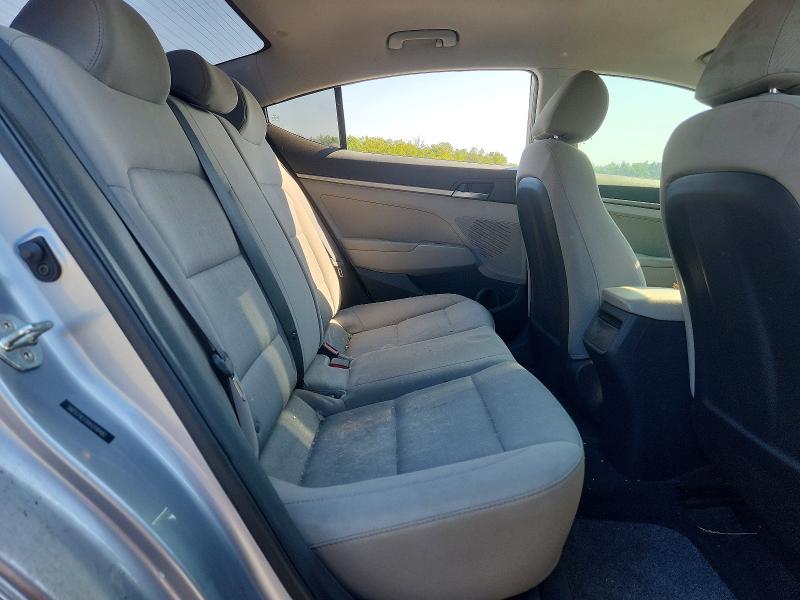 69301686 :رقم المزاد ، 5NPD74LF0HH208480 vin ، 2017 Hyundai Elantra مزاد بيع