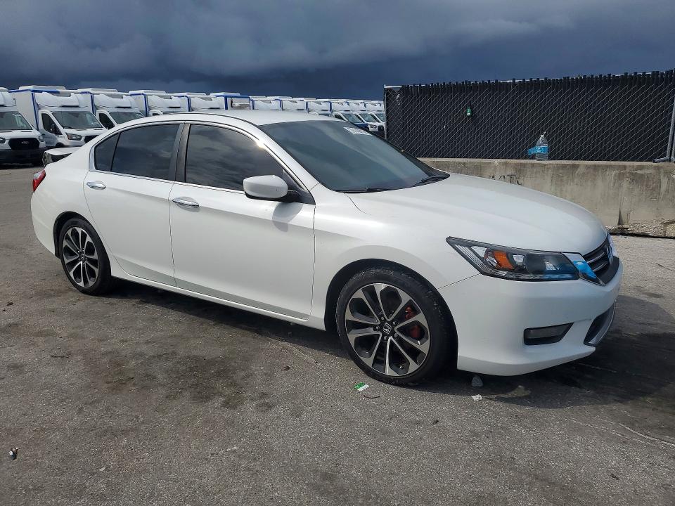 70140816 :رقم المزاد ، 1HGCR2F59EA281171 vin ، 2014 Honda Accord مزاد بيع