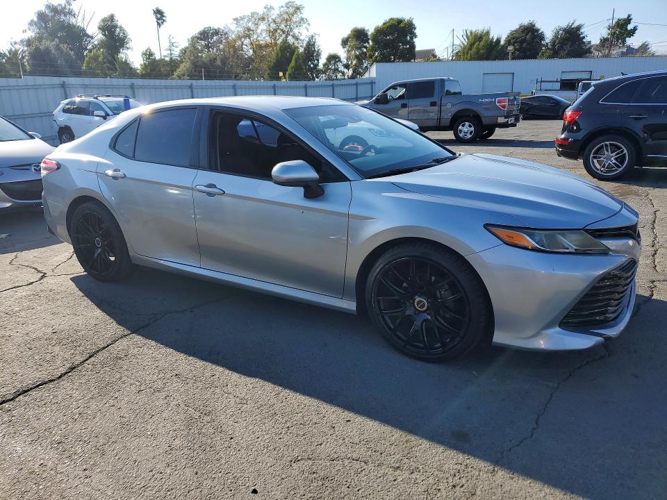 Aukcja sprzedaży 2018 Toyota Camry, vin: 4T1B11HK9JU071043, numer aukcji: 69914926