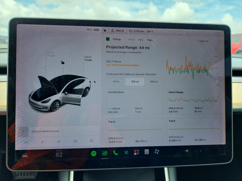 Продажа на аукционе авто 2018 Tesla Model 3, vin: 5YJ3E1EA6JF013764, номер лота: 69690786