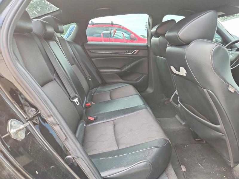 Продаж на аукціоні авто 2018 Honda Accord, vin: 1HGCV1F34JA020562, номер лоту: 69389936