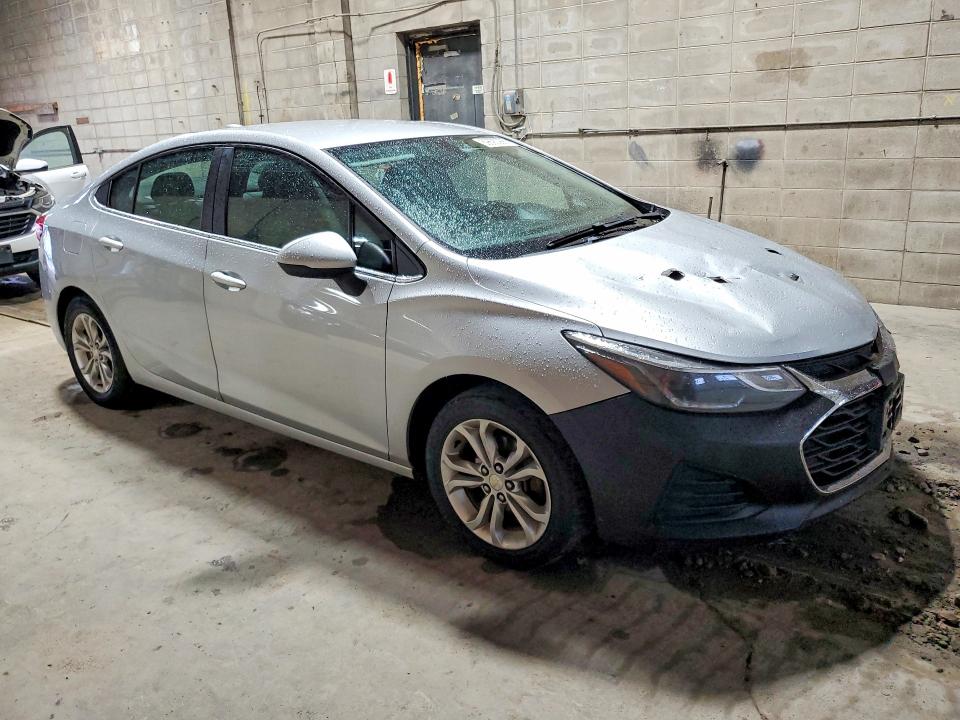 69690366 :رقم المزاد ، 1G1BE5SM2K7116309 vin ، 2019 Chevrolet Cruze مزاد بيع