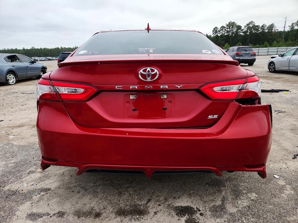 70222756 :رقم المزاد ، 4T1M11AK1LU365901 vin ، 2020 Toyota Camry مزاد بيع