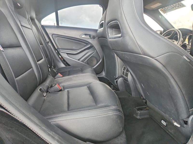 67611736 :رقم المزاد ، WDDSJ4EB9KN705625 vin ، 2019 Mercedes-benz Cla مزاد بيع
