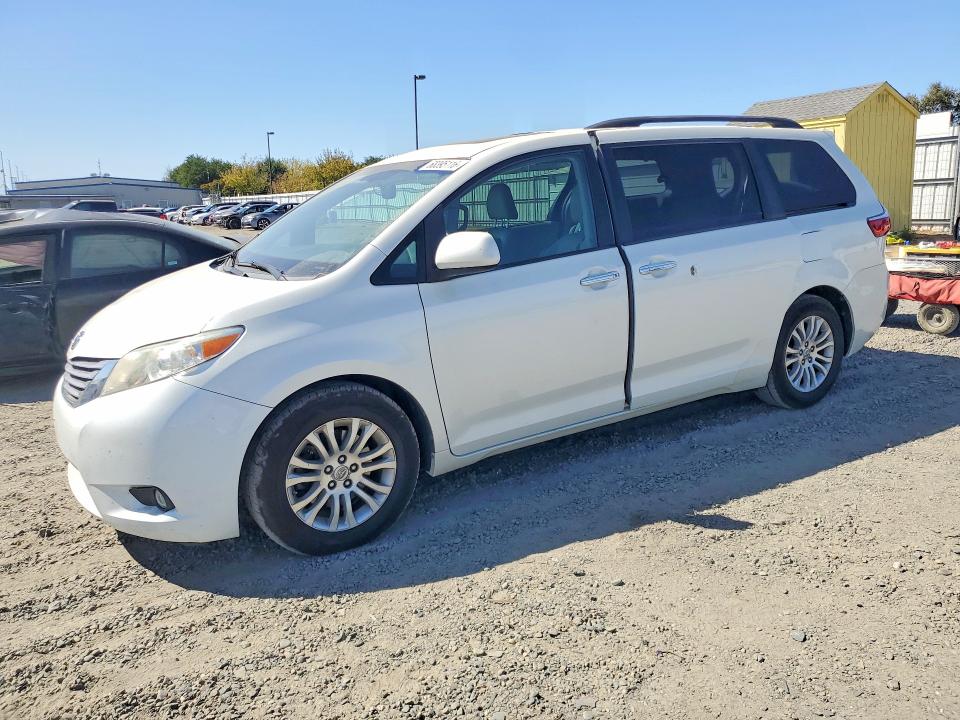 Aukcja sprzedaży 2017 Toyota Sienna, vin: 5TDYZ3DC8HS837246, numer aukcji: 68395116