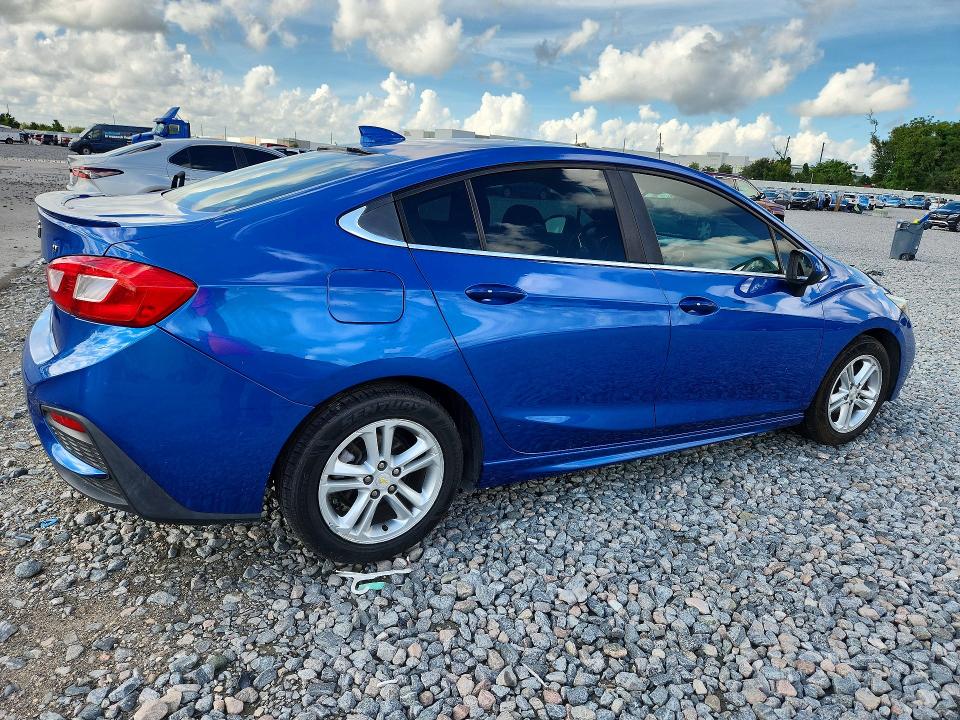 2017 Chevrolet Cruze მანქანა იყიდება აუქციონზე, vin: 1G1BE5SM3H7140451, აუქციონის ნომერი: 68025556