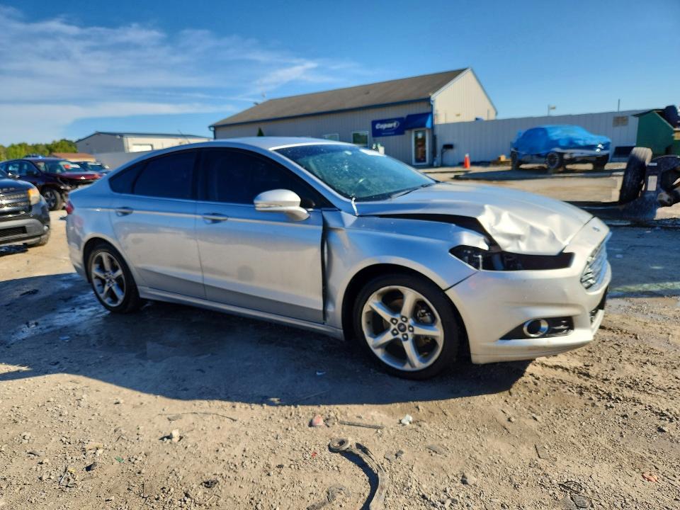 68855316 :رقم المزاد ، 3FA6P0HD1FR222039 vin ، 2015 Ford Fusion مزاد بيع