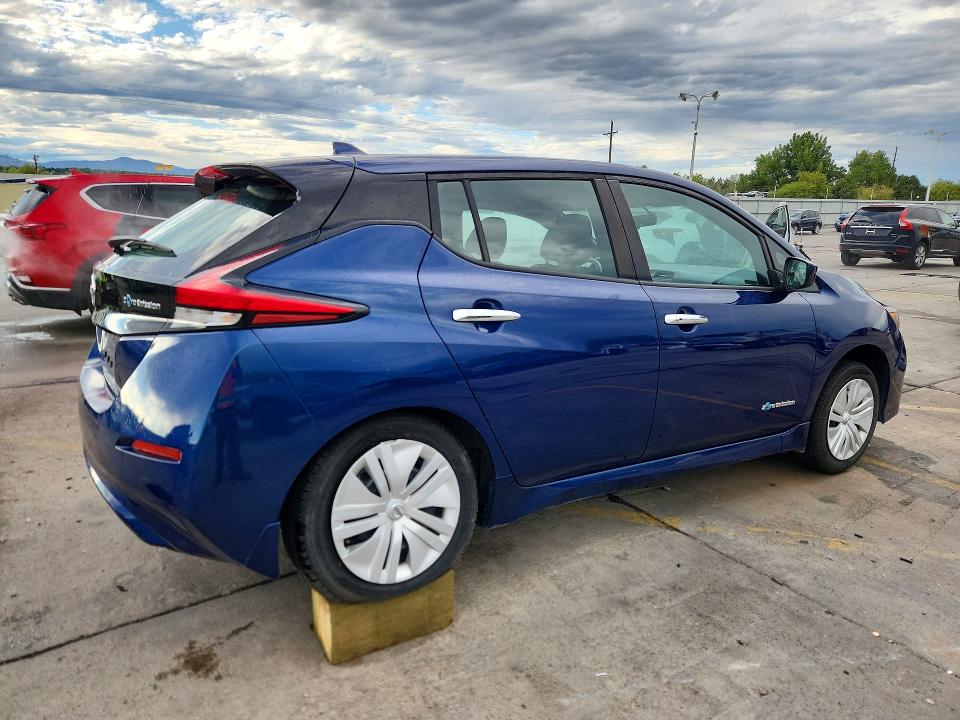 69616336 :رقم المزاد ، 1N4AZ1CP7KC302353 vin ، 2019 Nissan Leaf مزاد بيع