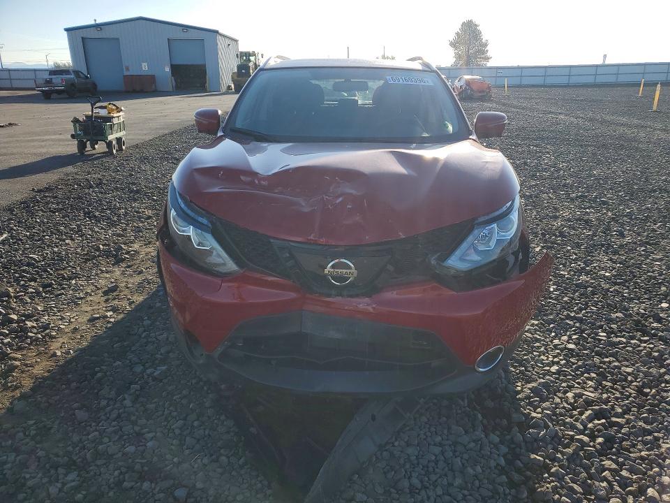 69169396 :رقم المزاد ، JN1BJ1CR9JW292531 vin ، 2018 Nissan Rogue Sport مزاد بيع