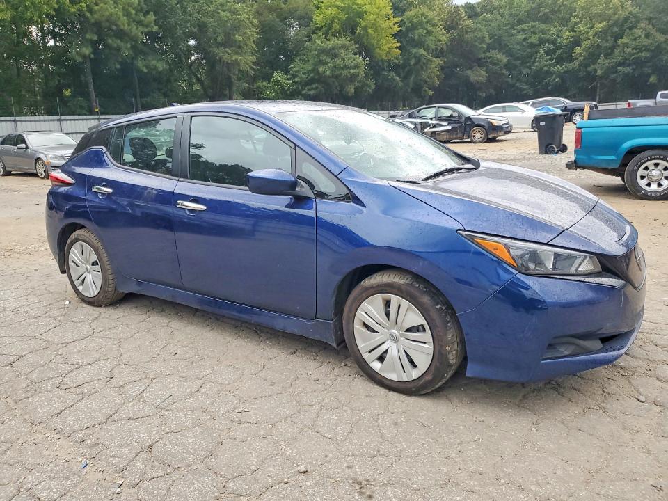 68366636 :رقم المزاد ، 1N4AZ1BV0PC556221 vin ، 2023 Nissan Leaf مزاد بيع