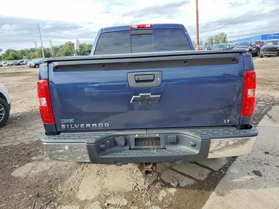 2011 Chevrolet Silverado მანქანა იყიდება აუქციონზე, vin: 3GCPKSE30BG242860, აუქციონის ნომერი: 69333996