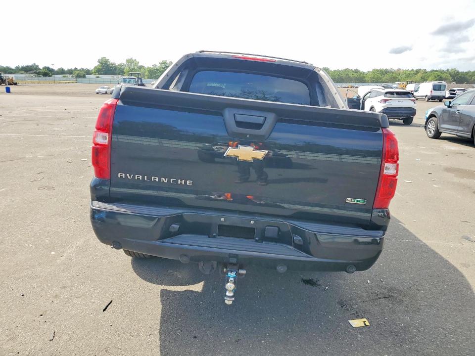 68211166 :رقم المزاد ، 3GNTKFE34BG168629 vin ، 2011 Chevrolet Avalanche مزاد بيع