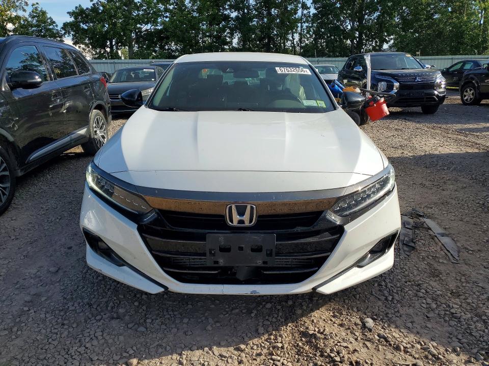 Продаж на аукціоні авто 2022 Honda Accord, vin: 1HGCV1F38NA116393, номер лоту: 67632656