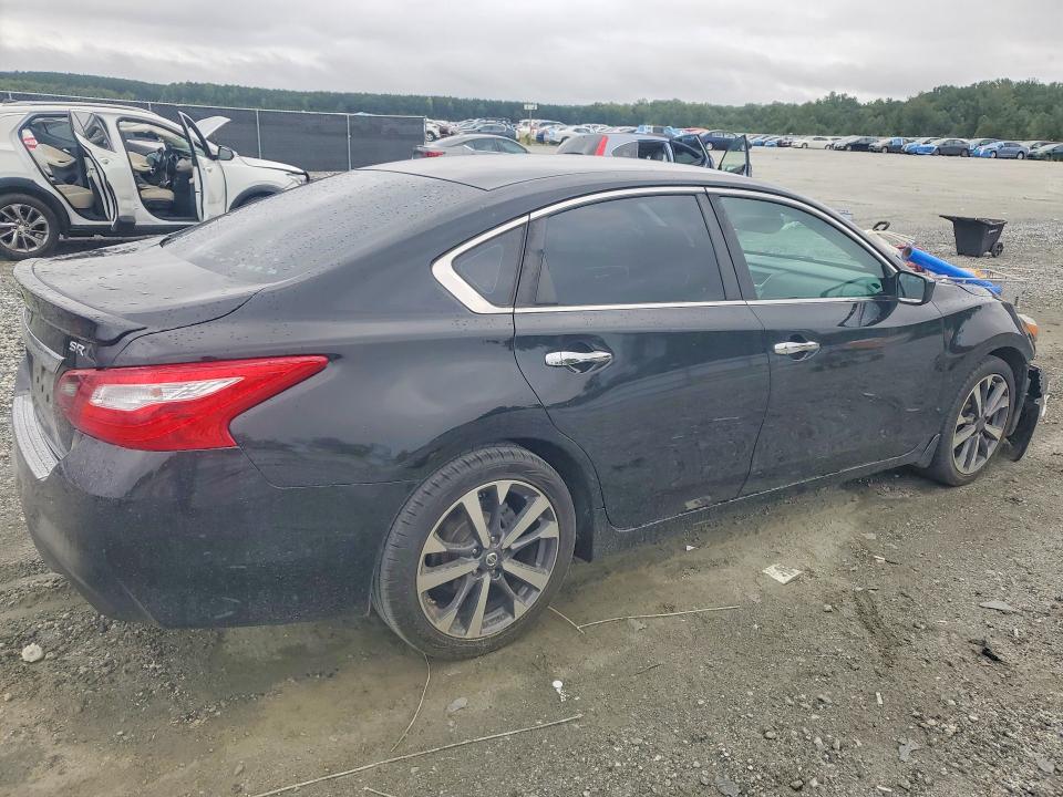 Продажа на аукционе авто 2017 Nissan Altima, vin: 1N4AL3AP8HN360579, номер лота: 68372786