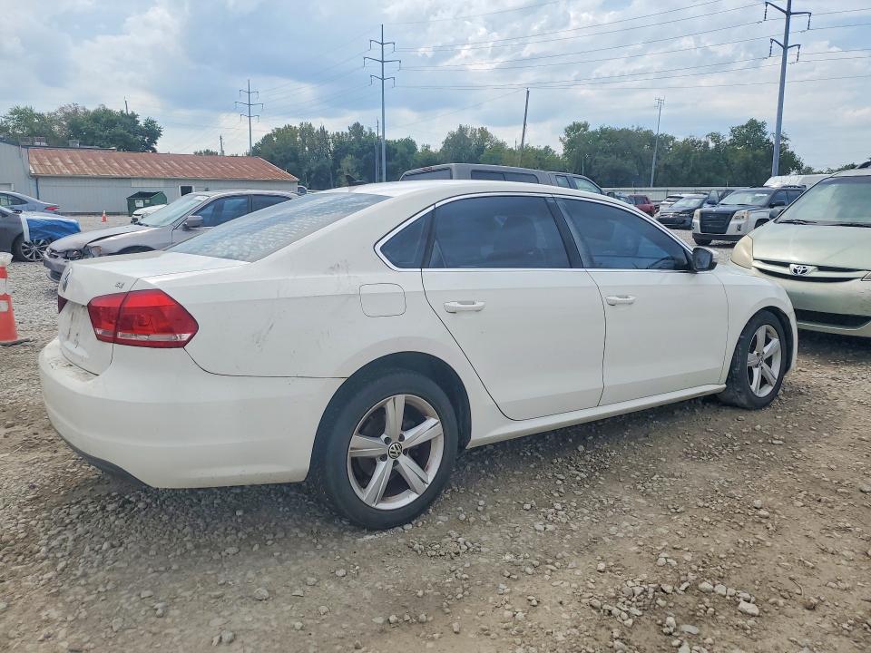 Продажа на аукционе авто 2013 Volkswagen Passat, vin: 1VWBP7A38DC058011, номер лота: 66518376