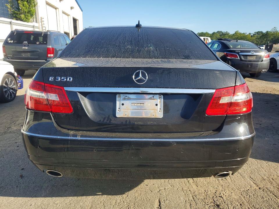 69245856 :رقم المزاد ، WDDHF5GB0BA292368 vin ، 2011 Mercedes-benz E مزاد بيع