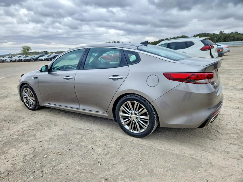 Auction sale of the 2018 Kia Optima, vin: 5XXGV4L2XJG220427, lot number: 67835416