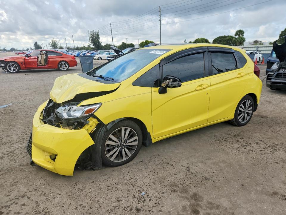 Продажа на аукционе авто 2015 Honda Fit, vin: 3HGGK5H85FM725200, номер лота: 68024816