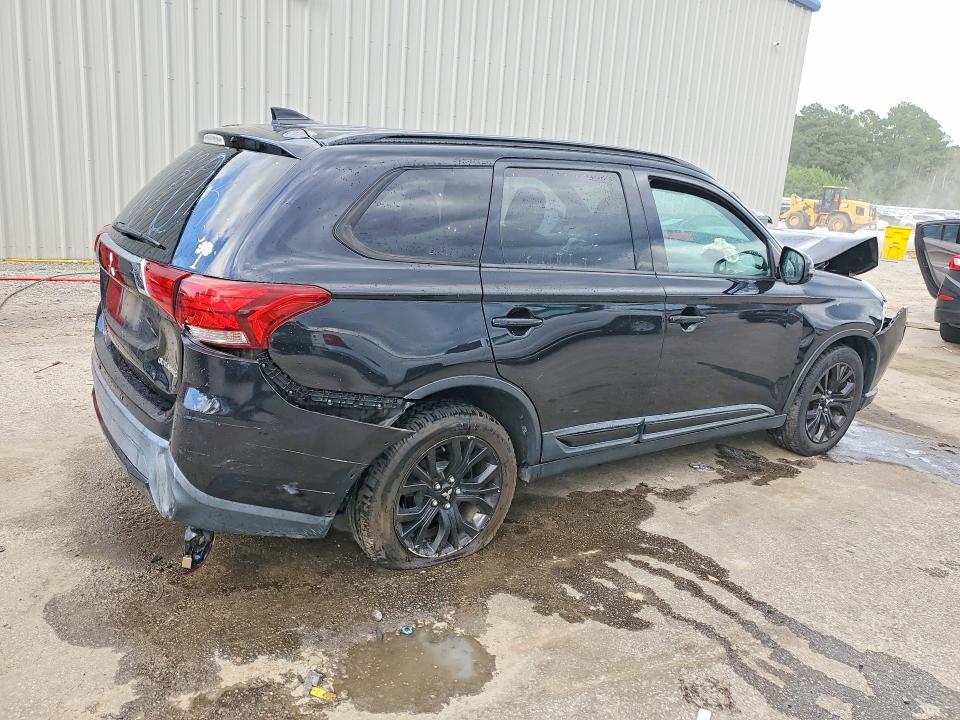 Продаж на аукціоні авто 2018 Mitsubishi Outlander, vin: JA4AD3A32JZ045595, номер лоту: 67639126