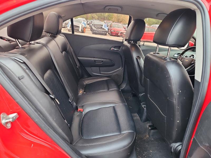 70376566 :رقم المزاد ، 1G1JF5SB3H4117745 vin ، 2017 Chevrolet Sonic مزاد بيع