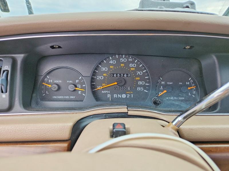 67935496 :رقم المزاد ، 2FACP73WXPX176976 vin ، 1993 Ford Crown Victoria مزاد بيع