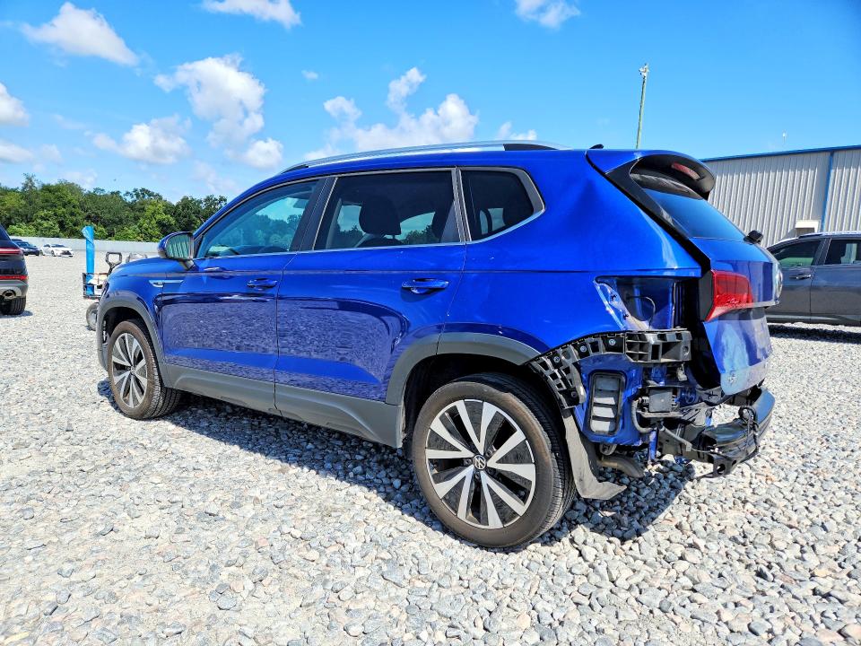 69087356 :رقم المزاد ، 3VVSX7B22RM121975 vin ، 2024 Volkswagen Taos مزاد بيع