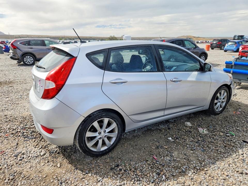 Продажа на аукционе авто 2012 Hyundai Accent, vin: KMHCU5AE2CU017688, номер лота: 69233016