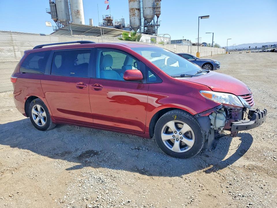 2016 Toyota Sienna მანქანა იყიდება აუქციონზე, vin: 5TDKK3DC7GS691026, აუქციონის ნომერი: 69928376