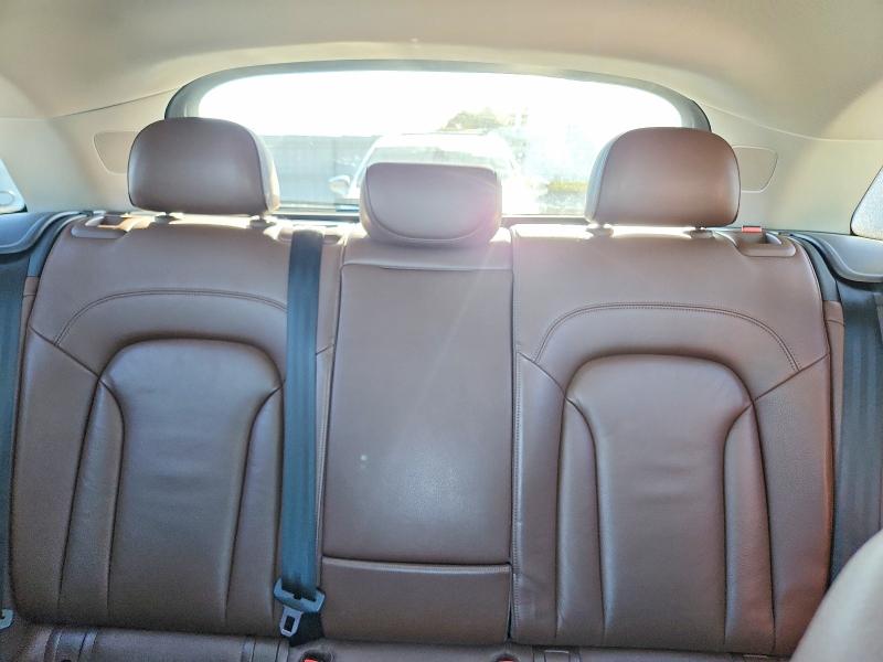 71245476 :رقم المزاد ، WA1GFCFS8FR005775 vin ، 2015 Audi Q3 مزاد بيع