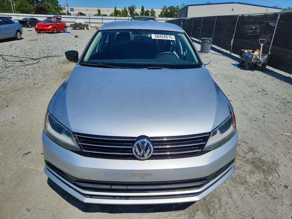 68428016 :رقم المزاد ، 3VW267AJ6GM242920 vin ، 2016 Volkswagen Jetta مزاد بيع