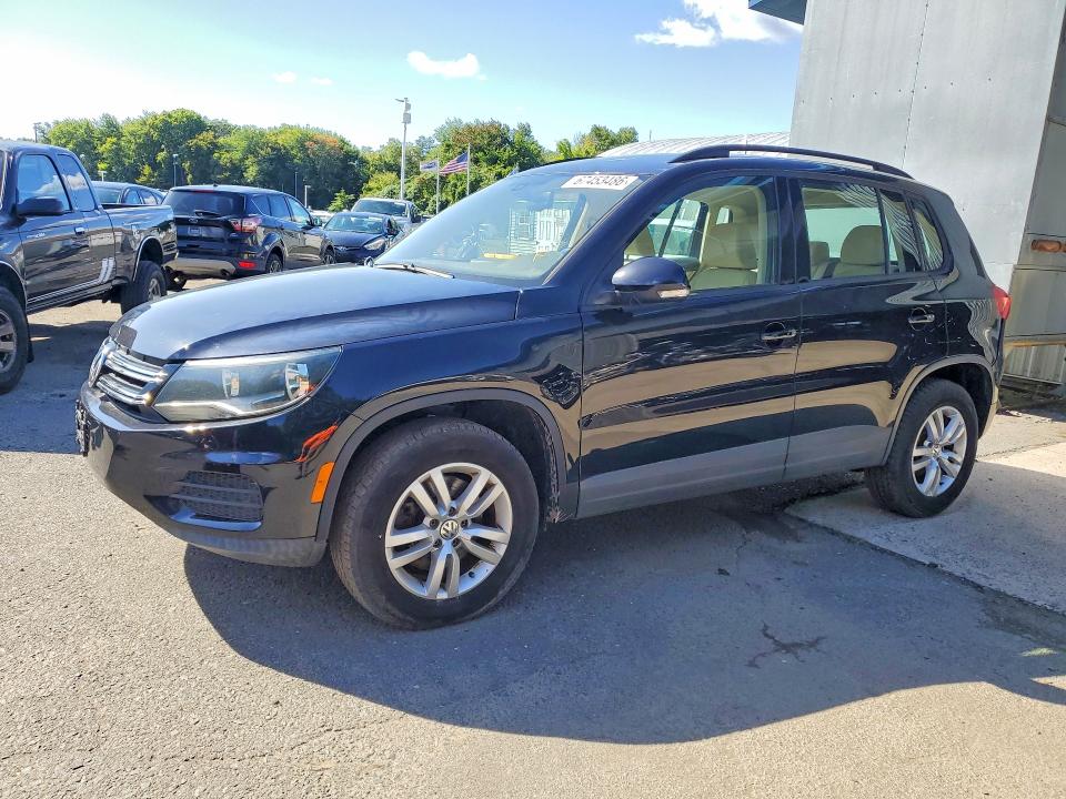Продаж на аукціоні авто 2017 Volkswagen Tiguan, vin: WVGBV7AXXHK000324        , номер лоту: 67453486
