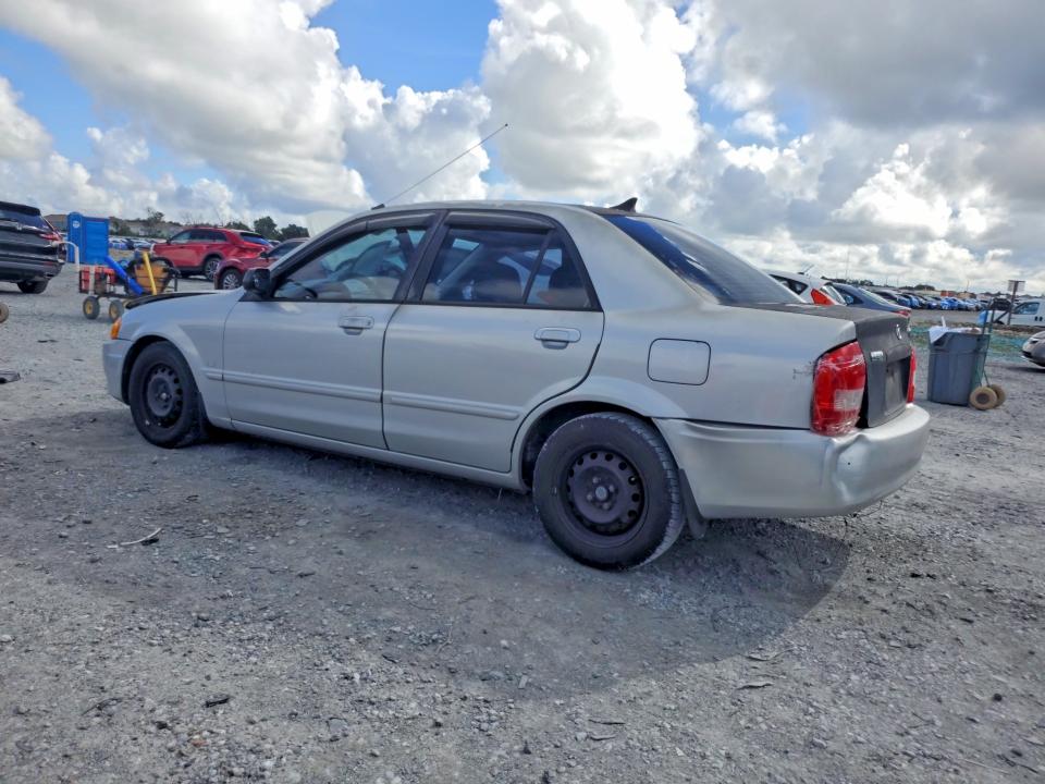 2000 Mazda Protege მანქანა იყიდება აუქციონზე, vin: JM1BJ2224Y0276922, აუქციონის ნომერი: 67143476