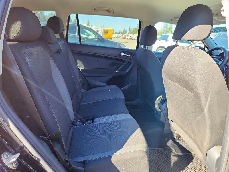 Продаж на аукціоні авто 2018 Volkswagen Tiguan, vin: 3VV0B7AX9JM094121, номер лоту: 68009036
