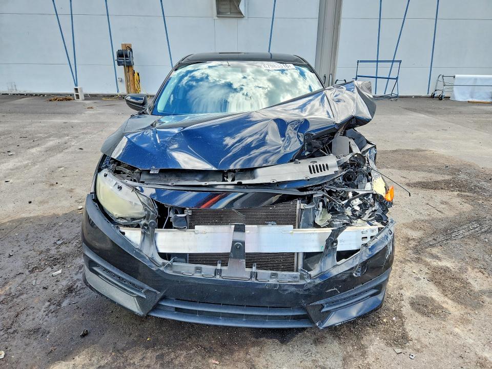 2018 Honda Civic მანქანა იყიდება აუქციონზე, vin: 2HGFC2F58JH562503, აუქციონის ნომერი: 67983316