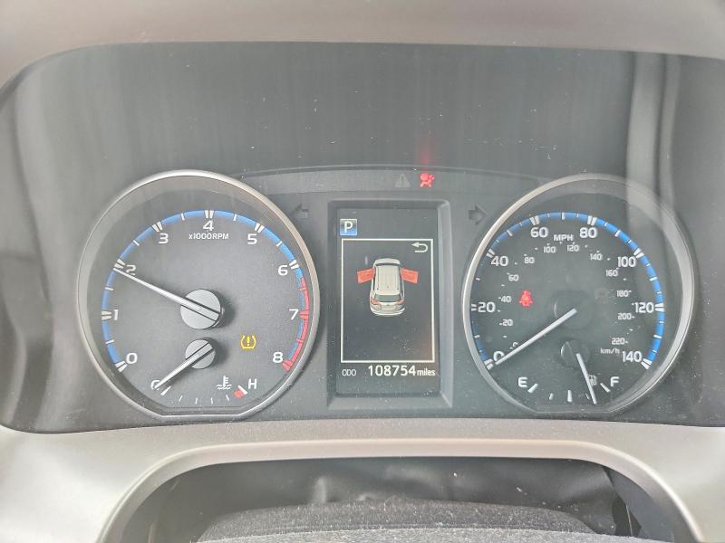 Продаж на аукціоні авто 2018 Toyota Rav4, vin: JTMBFREV5JJ717229, номер лоту: 67514306
