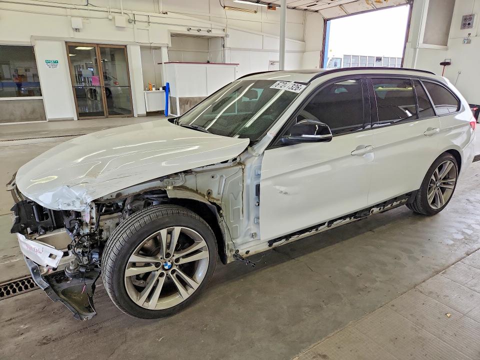 67241326 :رقم المزاد ، WBA3G7C54EKN37150 vin ، 2014 Bmw 328 مزاد بيع