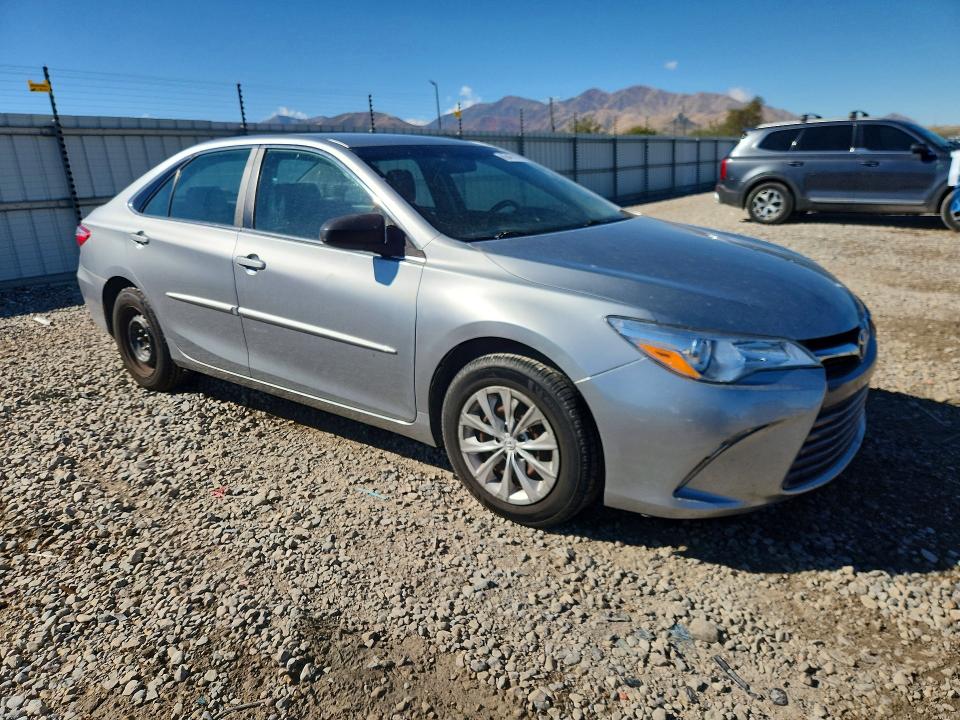 Продажа на аукционе авто 2015 Toyota Camry, vin: 4T4BF1FK1FR479411, номер лота: 69461476